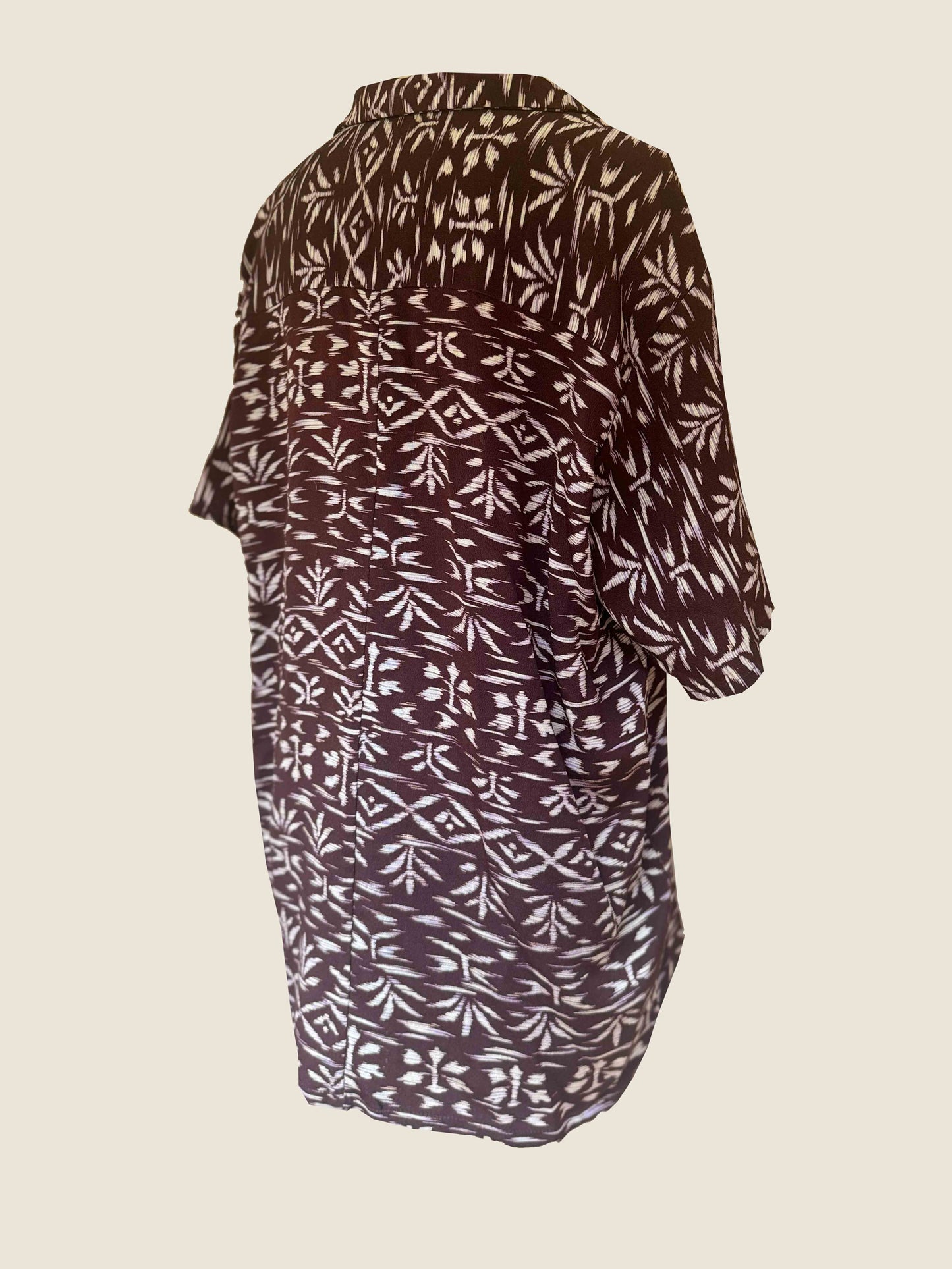 Batik rum Resort Shirt(Size.Medium)